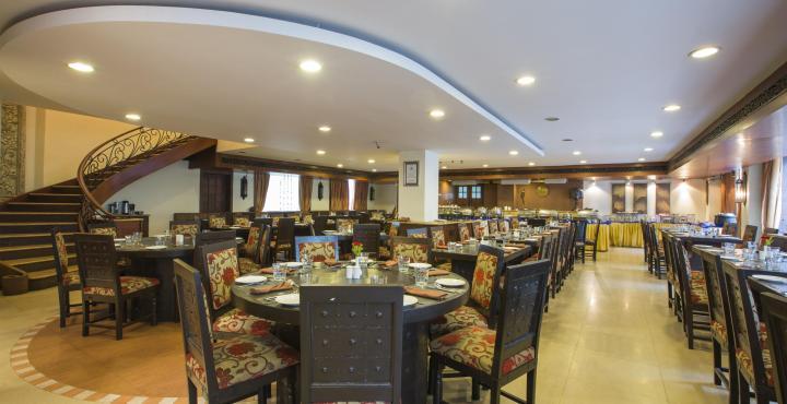 Goldfinch Hotel Мумбаи Экстерьер фото