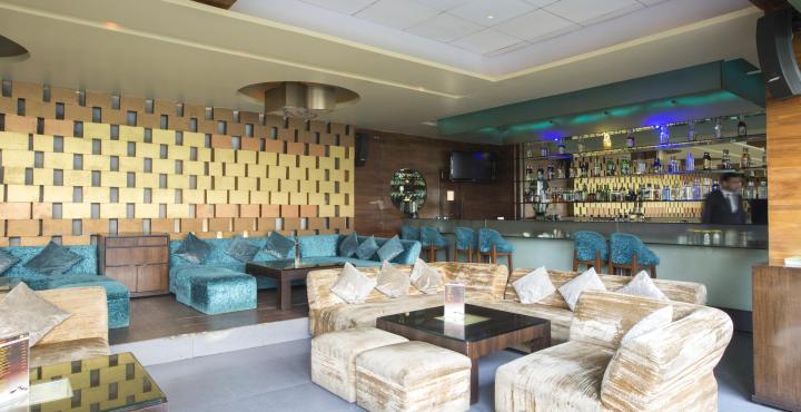 Goldfinch Hotel Мумбаи Экстерьер фото